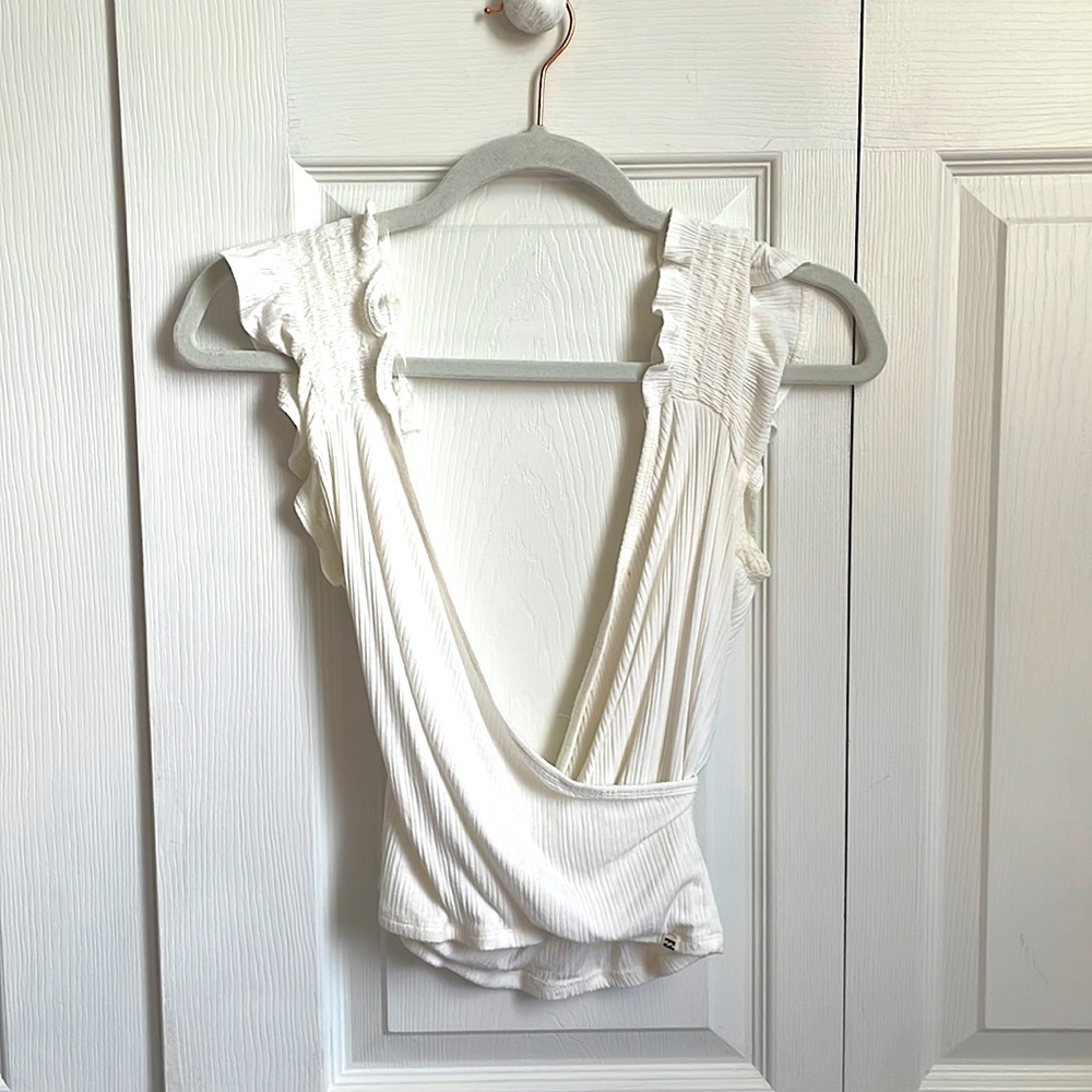 White billabong deep wrap V neck.